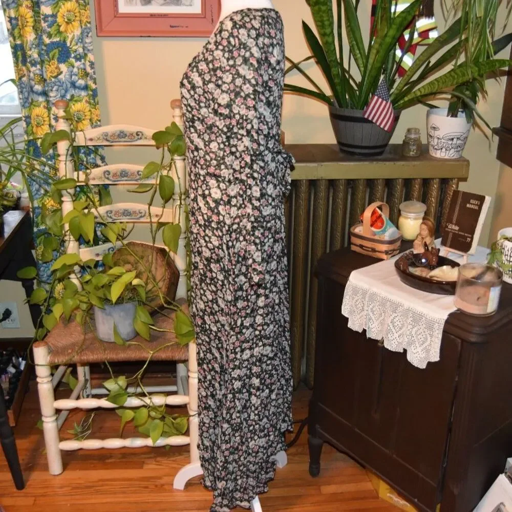 Vintage 90s Basement U.S.A. Cottagecore Floral Maxi Dress Size Small-Large